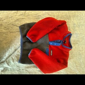 Patagonia synchilla pullover. 4T